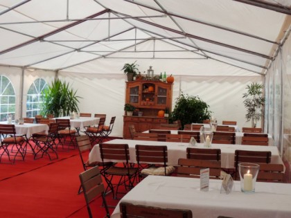 照片: https://www.facebook.com/pages/Cafe-Restaurant-Hartsee-St%C3%BCberl/101645596583349